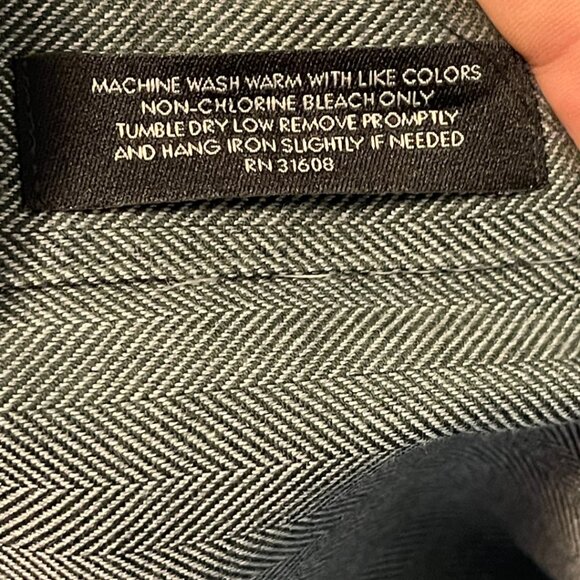 Jos. A. Bank Traveler’s Collection Men’s XL Button-Up Shirt Gray Herringbone - Picture 5 of 5